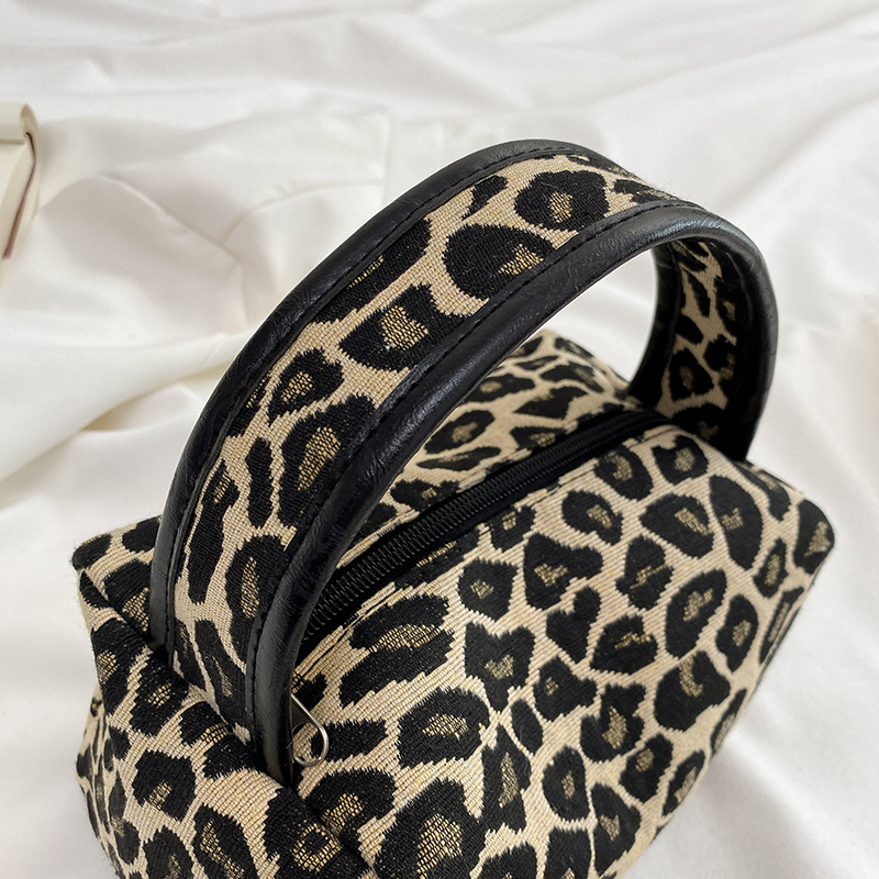 Sac de maquillage léopard de l - Luxury Skincare Makeup avis et prix